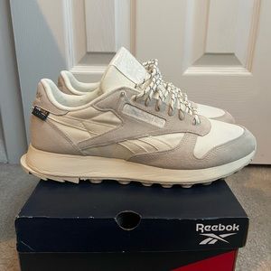 Mens Reebok Cordura Size 11